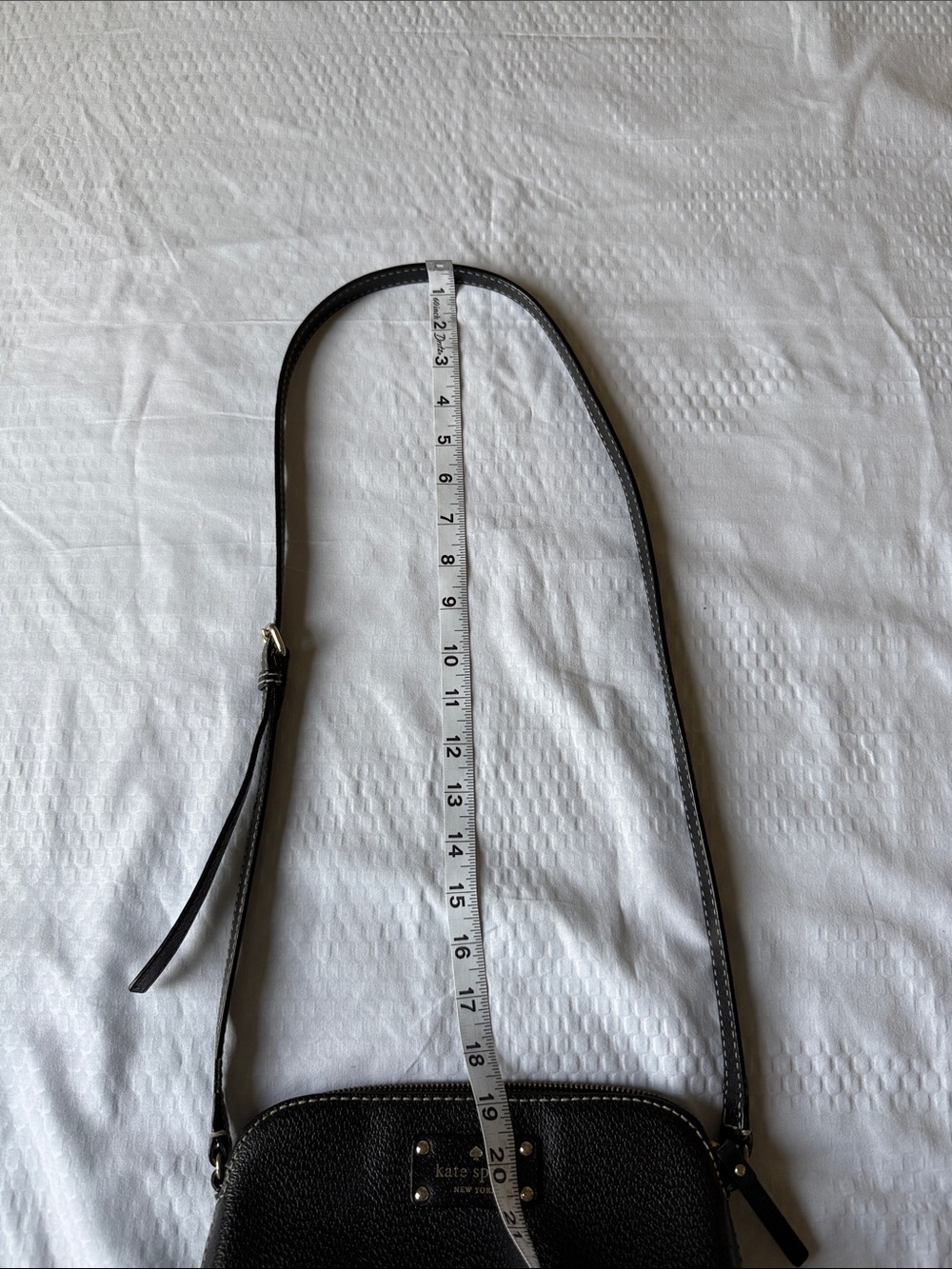 kate spade black leather crossbody with gold-tone logo - Picture 12 of 12